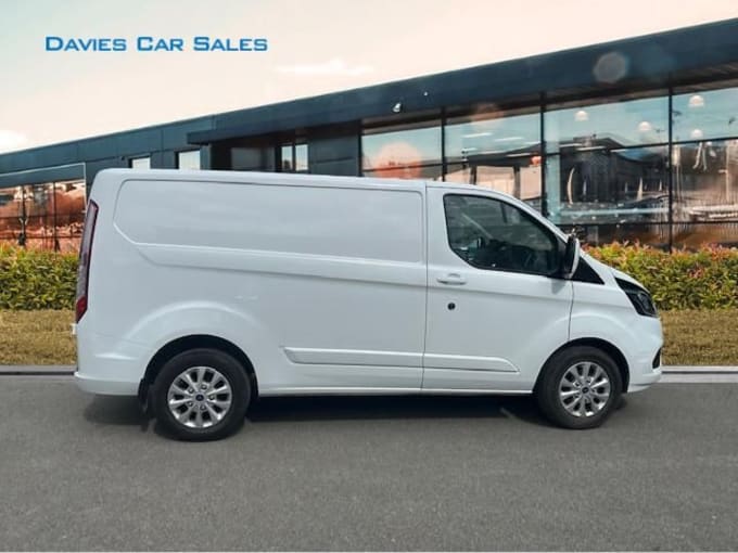 2024 Ford Transit Custom