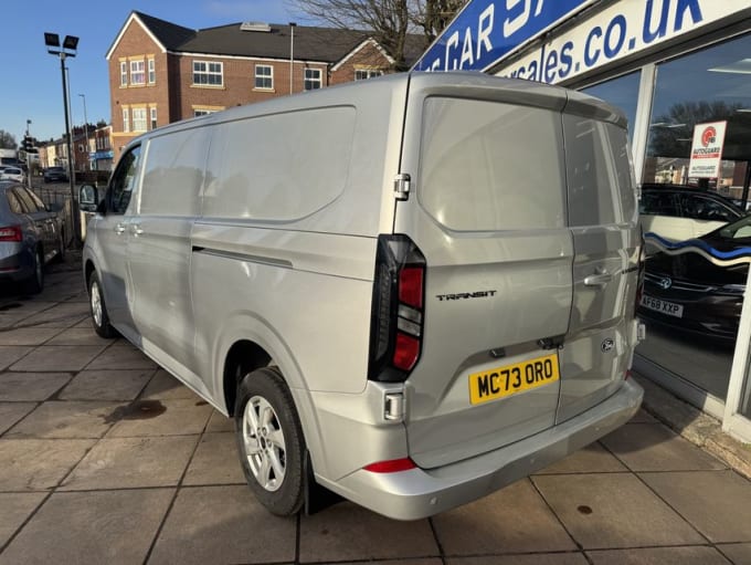 2025 Ford Transit Custom