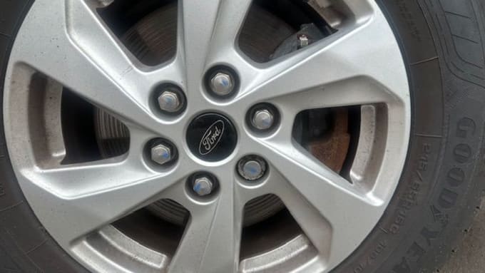 2025 Ford Transit Custom