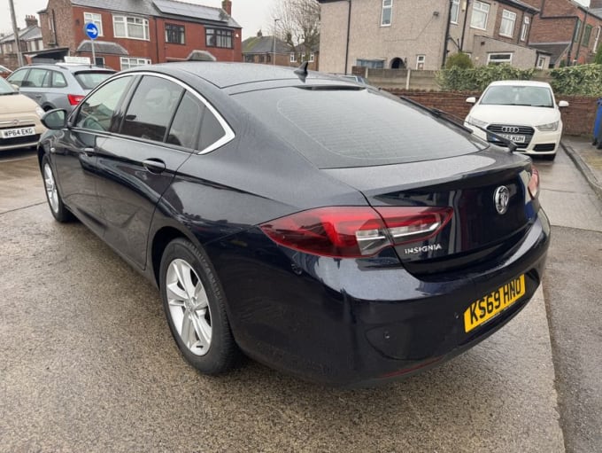 2025 Vauxhall Insignia