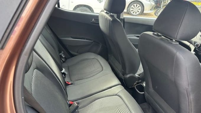 2025 Hyundai I10