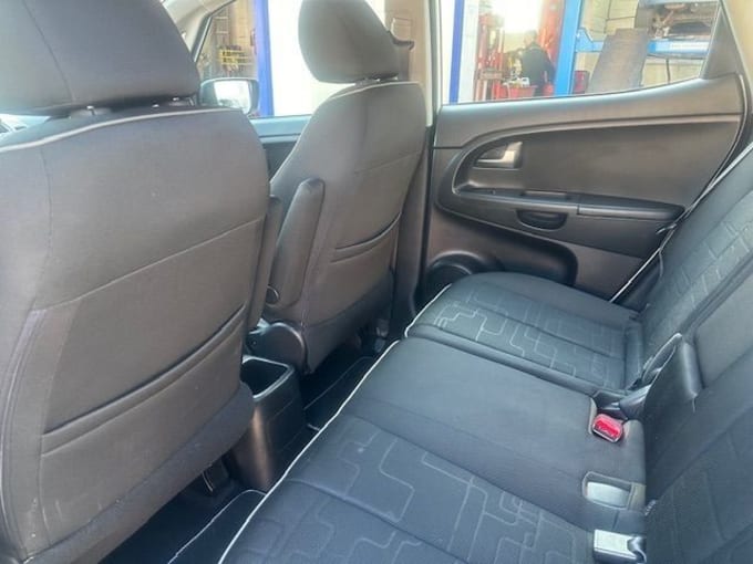 2025 Kia Venga