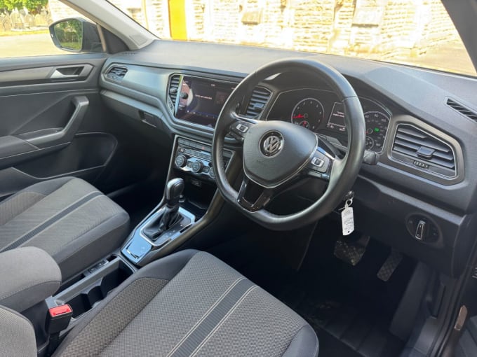 2025 Volkswagen T-roc