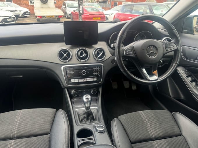 2025 Mercedes-benz 180