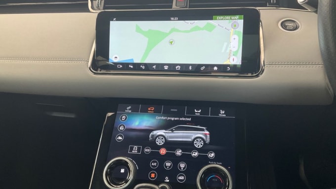 2025 Land Rover Range Rover Evoque