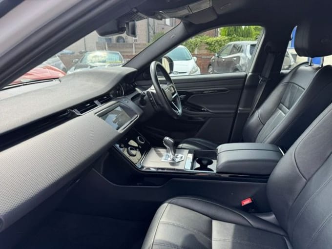 2025 Land Rover Range Rover Evoque