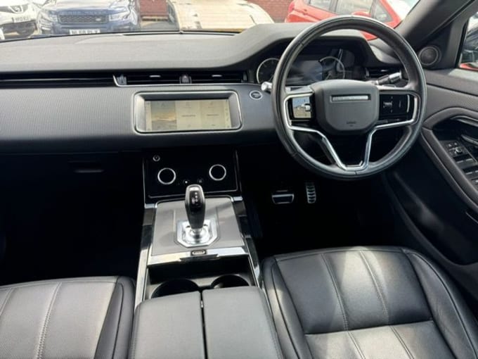 2025 Land Rover Range Rover Evoque