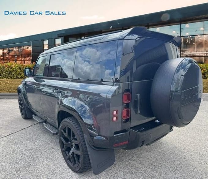 2025 Land Rover Defender