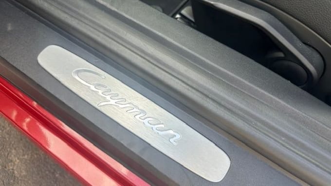 2025 Porsche Cayman