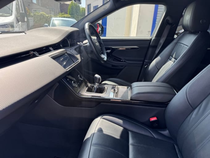 2025 Land Rover Range Rover Evoque