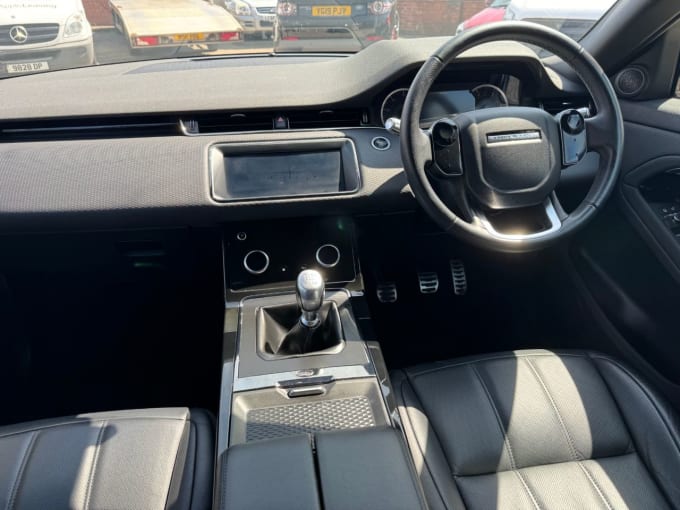 2025 Land Rover Range Rover Evoque