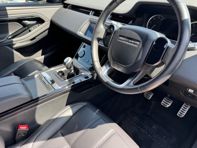 2025 Land Rover Range Rover Evoque