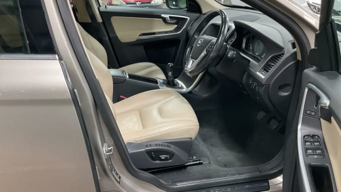 2025 Volvo Xc60