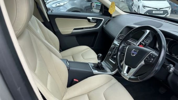 2025 Volvo Xc60