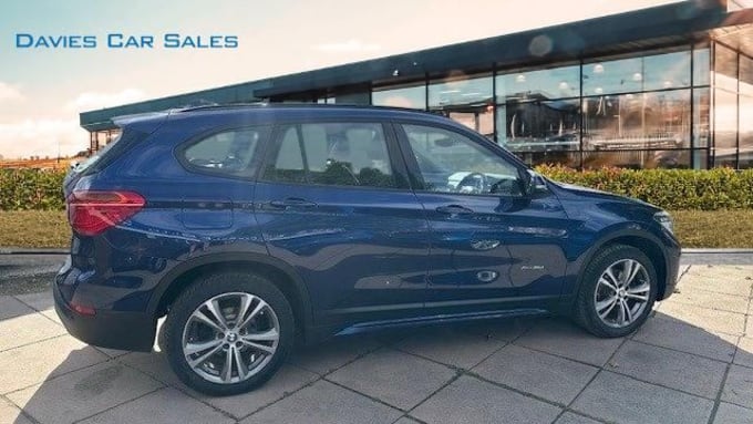 2025 BMW X1