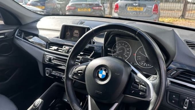 2025 BMW X1