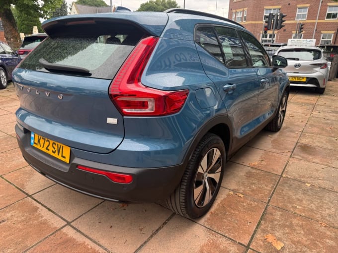 2025 Volvo Xc40