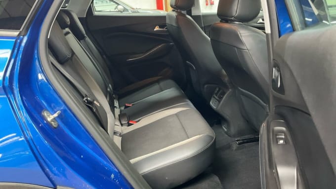 2025 Vauxhall Grandland X