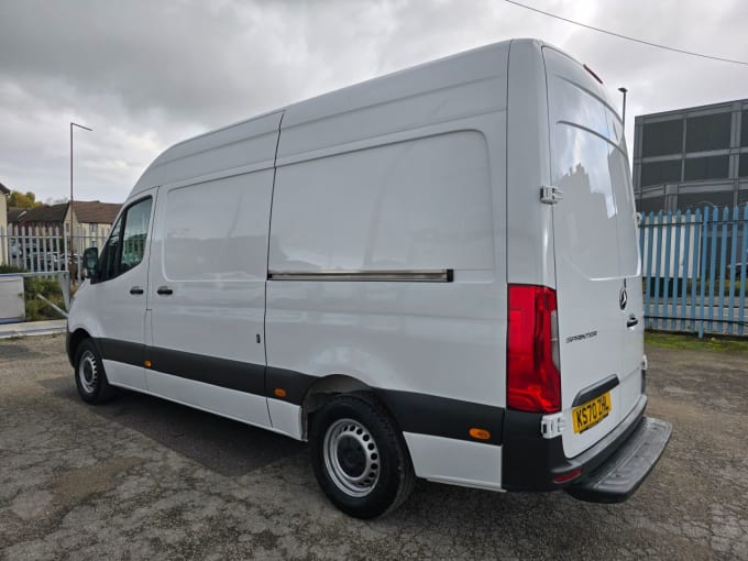 2025 Mercedes-benz Sprinter