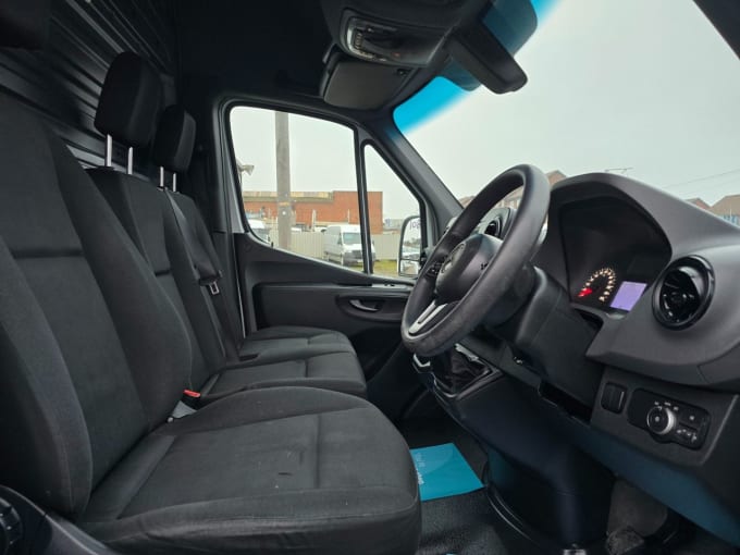 2025 Mercedes-benz Sprinter