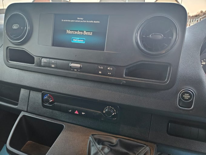 2025 Mercedes-benz Sprinter