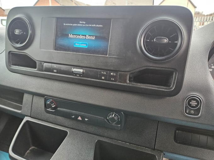 2025 Mercedes-benz Sprinter