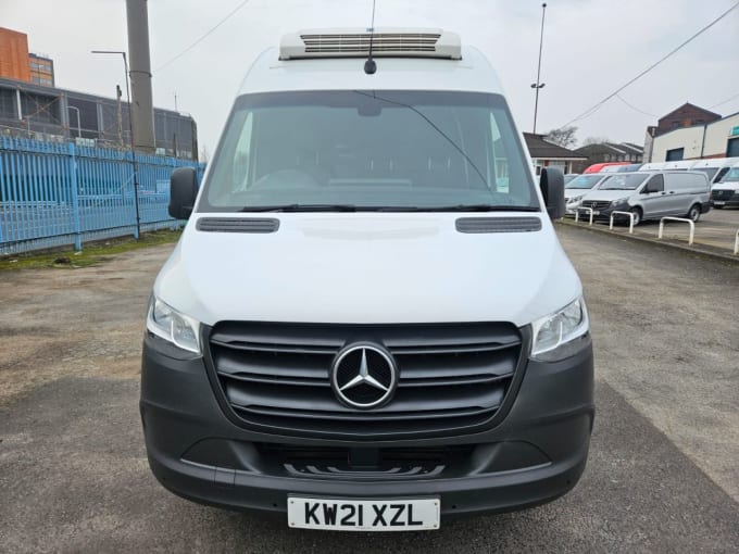 2025 Mercedes-benz Sprinter