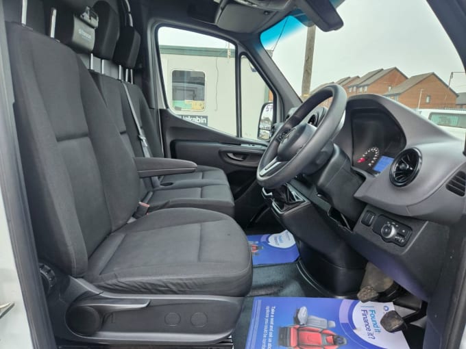 2025 Mercedes-benz Sprinter