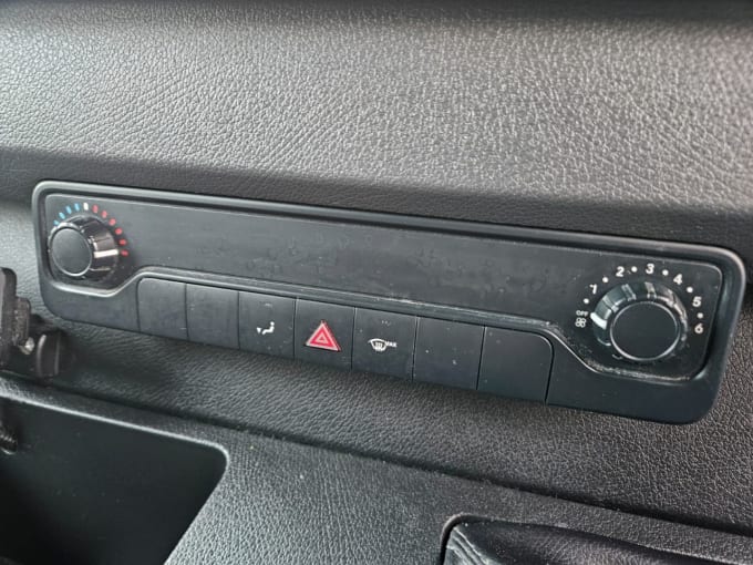 2025 Mercedes-benz Sprinter