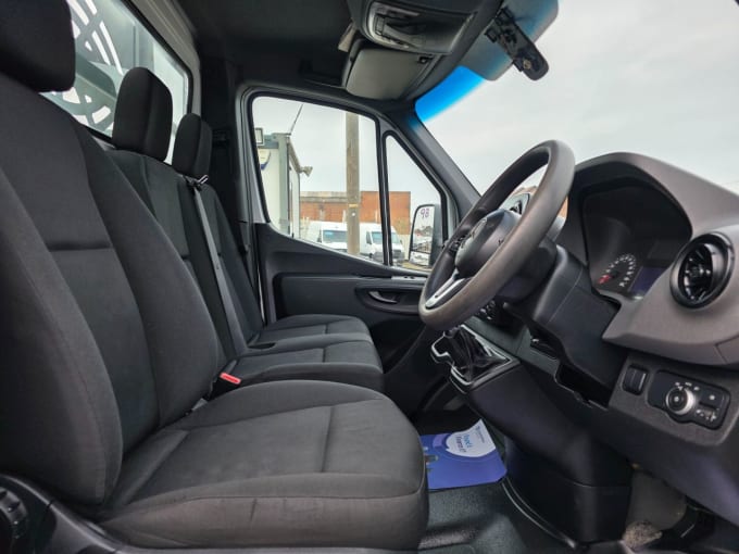 2025 Mercedes-benz Sprinter