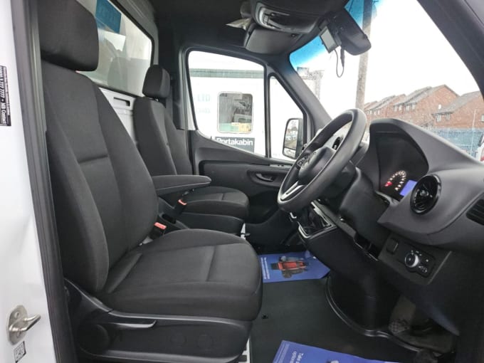 2025 Mercedes-benz Sprinter