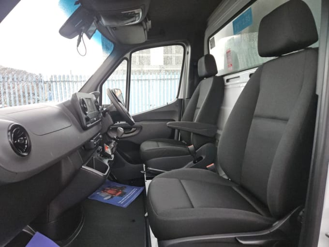 2025 Mercedes-benz Sprinter
