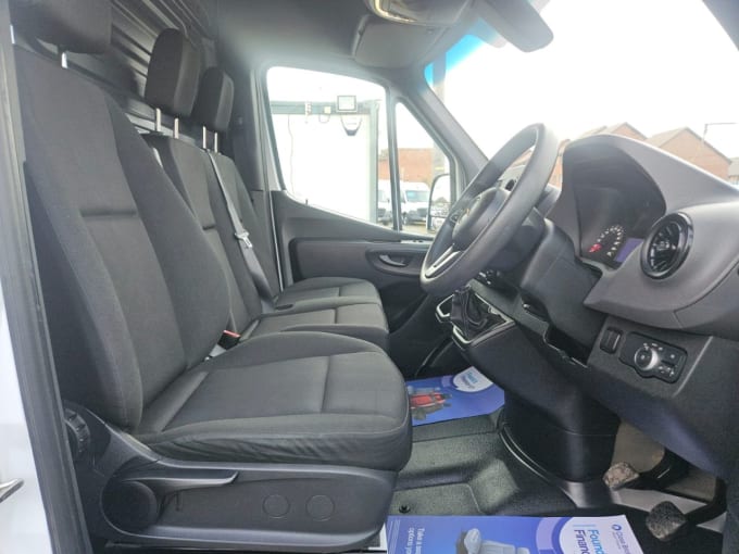 2025 Mercedes-benz Sprinter