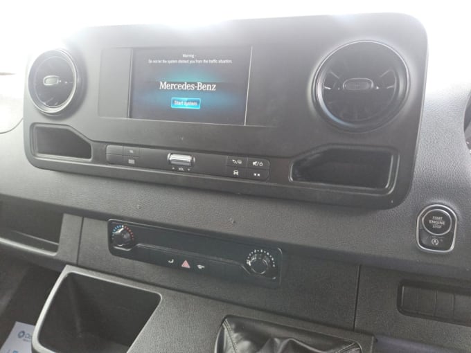 2025 Mercedes-benz Sprinter