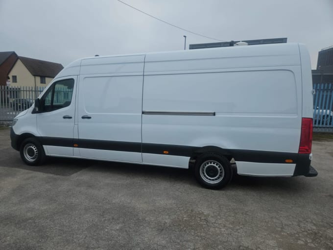 2025 Mercedes-benz Sprinter