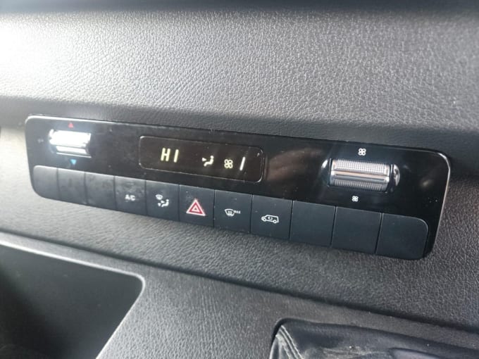 2025 Mercedes-benz Sprinter