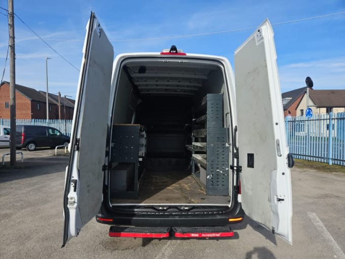 2025 Mercedes-benz Sprinter