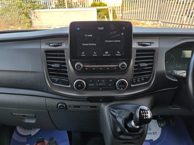 2025 Ford Transit Custom