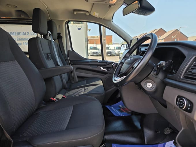 2025 Ford Transit Custom