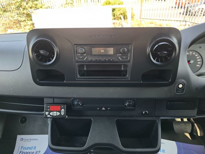 2025 Mercedes-benz Sprinter