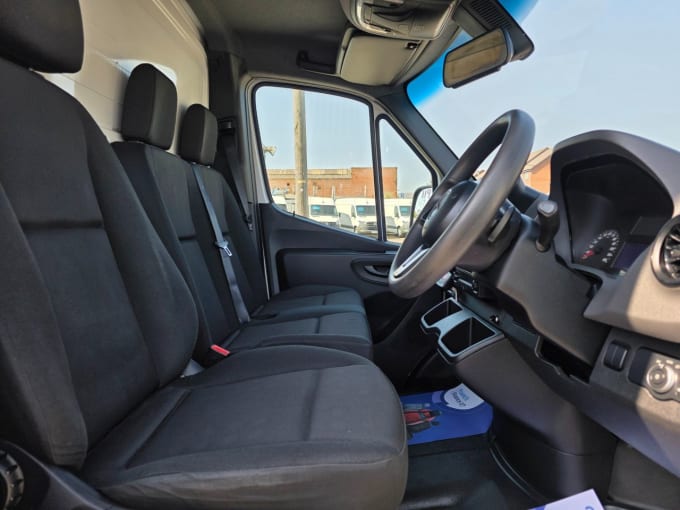 2025 Mercedes-benz Sprinter