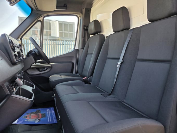 2025 Mercedes-benz Sprinter