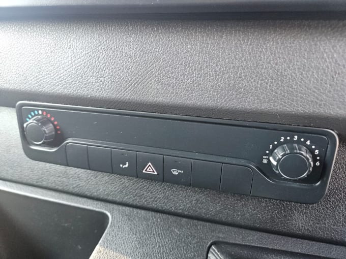 2025 Mercedes-benz Sprinter