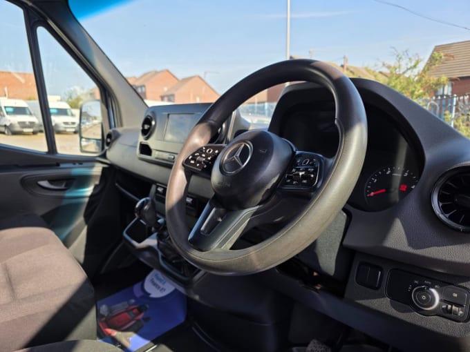 2025 Mercedes-benz Sprinter