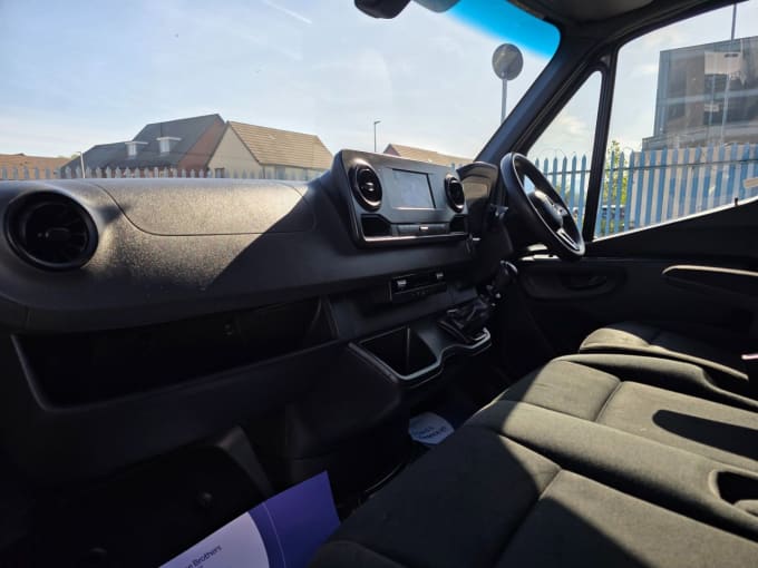 2025 Mercedes-benz Sprinter