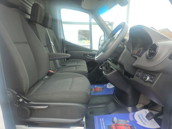 2025 Mercedes-benz Sprinter