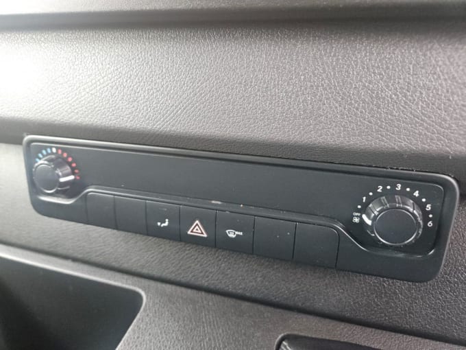 2025 Mercedes-benz Sprinter