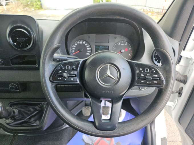 2025 Mercedes-benz Sprinter