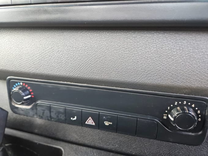 2025 Mercedes-benz Sprinter