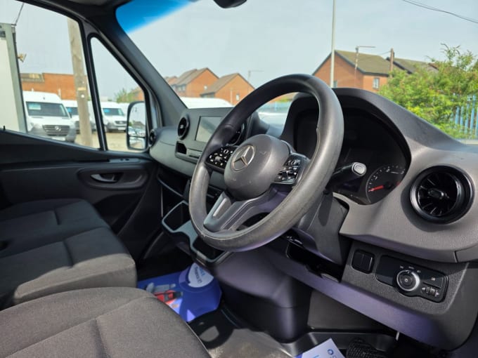 2025 Mercedes-benz Sprinter